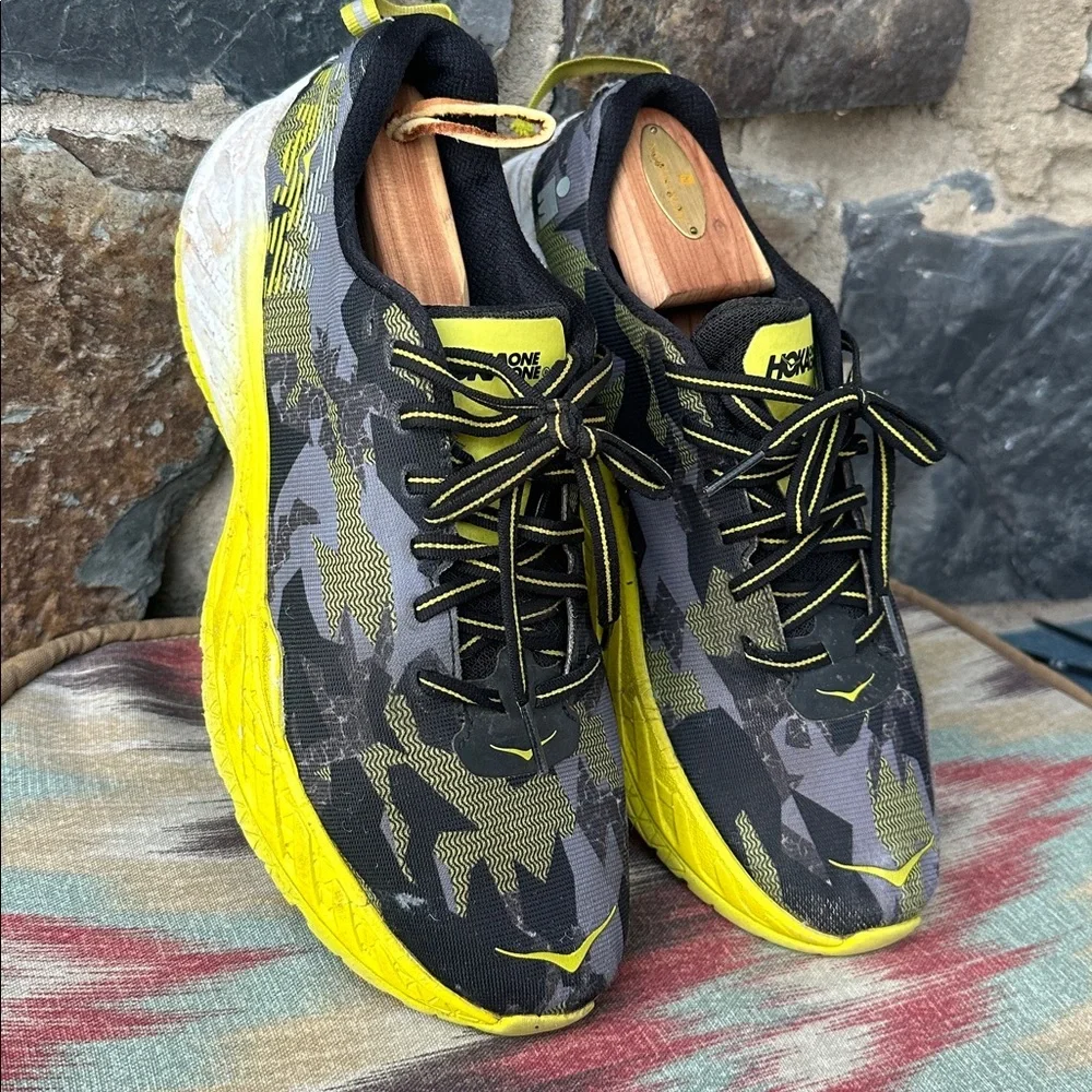 HOKA ONE ONE Rincon 2 Camo Yellow Men’s 9.5